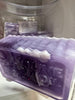 Lavender. Lemon. Green Leaves. Beautiful new scent. Refreshing and buttery soft.