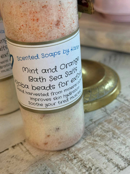Tangerine with Mint Sea Salts. Pink Himalayan Sea Salt.  Detoxifying cleanser, relaxing and calming properties.   Treats skin conditions and improves quality of sleep.