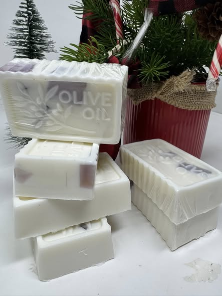 Patchouli-Patchouli Shea Butter Soap. Glycerin Lavender added.