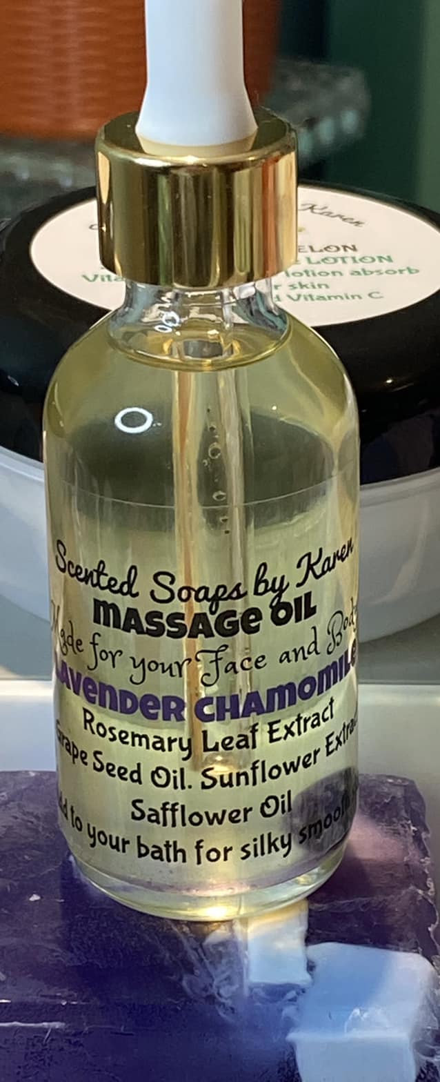 LAVENDER Massage Oil. Water soluble. 4 ounces Add to your bath and rinse with water. Grape Seed Oil (anti-inflammatory) Sunflower Extract. Rosemary Leaf Extract (antioxidants and anti-inflammatory compounds) Safflower Oil.
